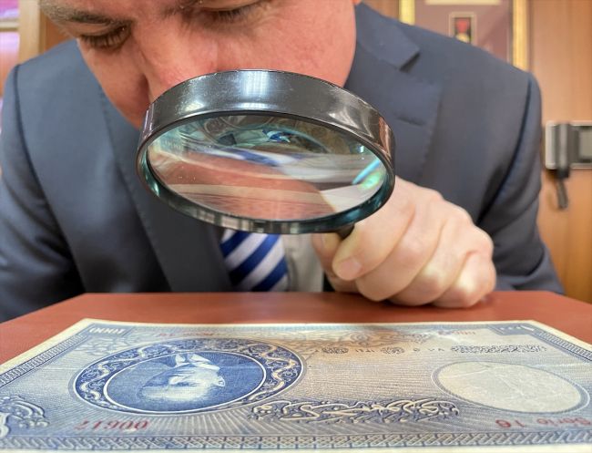 Türkiye'nin en değerli banknotu yeni sahibini bekliyor